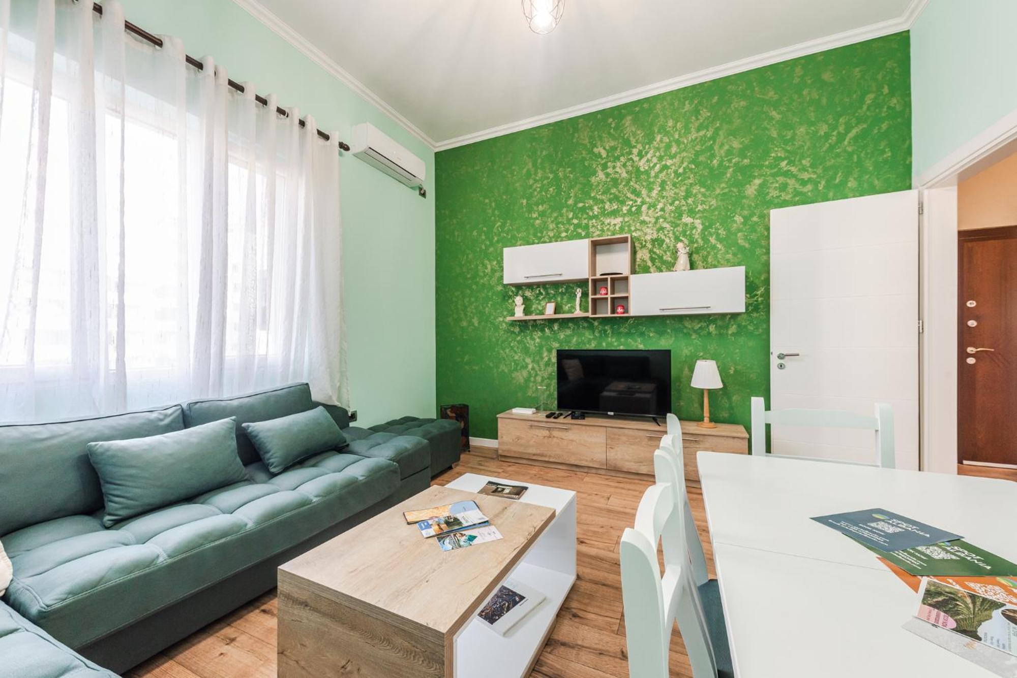 Apartment Urban Retreat By Ps Durres